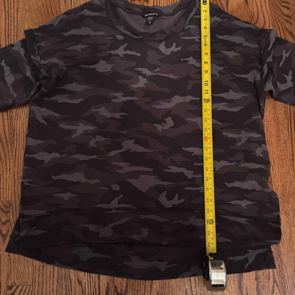 Athleta camo sweatshirt - Picture 5 of 6